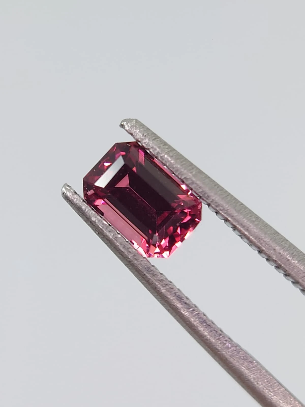 0.93 ct Natural stunning Umbalite Garnet from Malawi — view 6